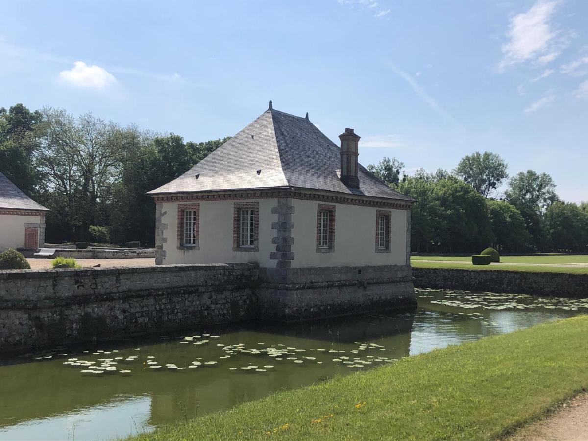 Chateau-Hotel De Bourron Dış mekan fotoğraf